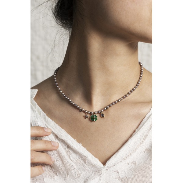 5 Octobre kaklo papuošalas su deimantais, topazu, perlais ir emaliu